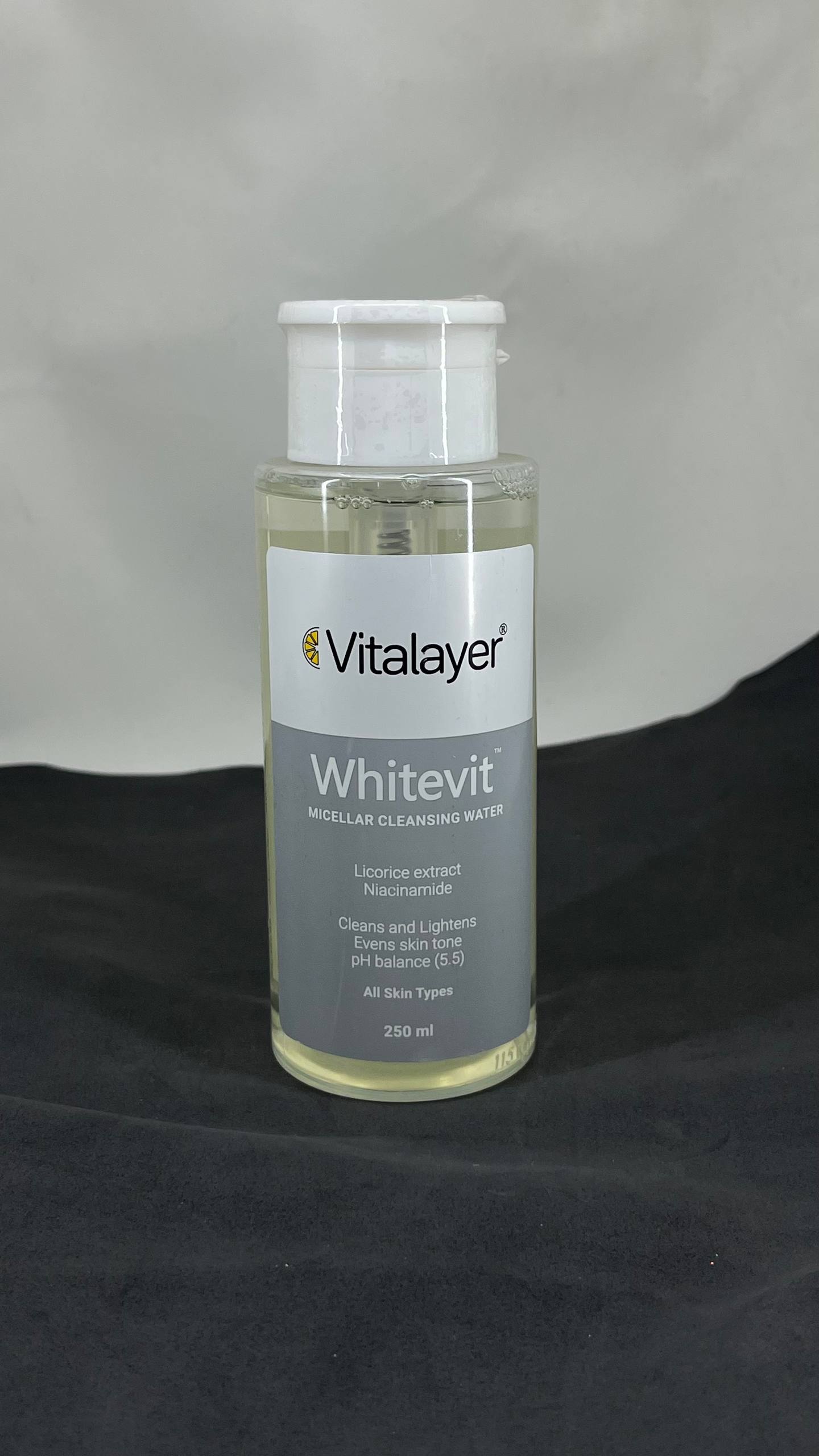 محلول پاک کننده ارایش وایت ویت ویتالایر