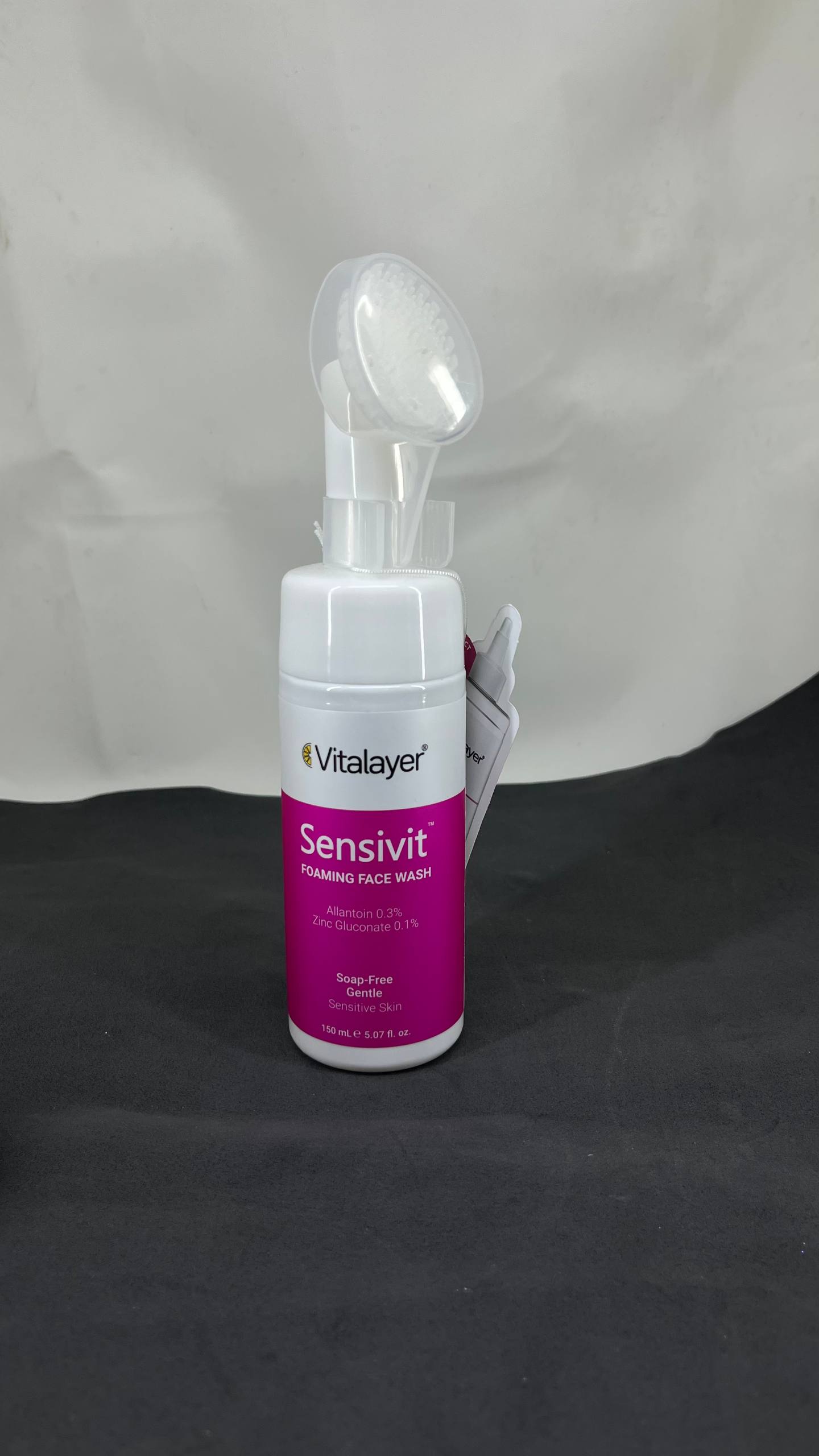 فوم شستشوی صورت سنسی ویت ویتالایر